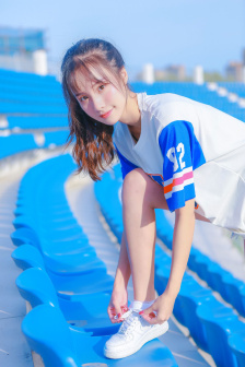 勇闯四季城